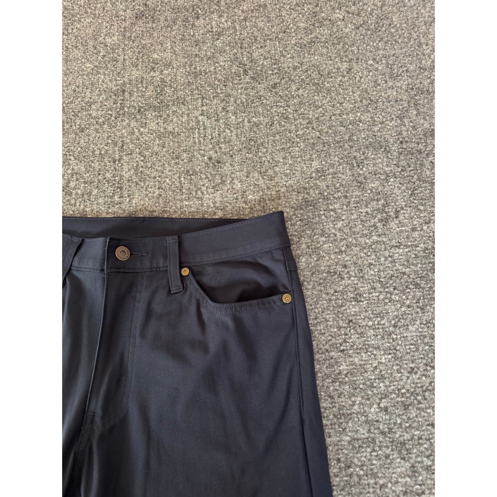 Levi Strauss Womens Dark Wash Straight Leg Pants Size 30x30 - Picture 5 of 16